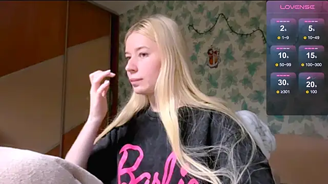 Barbie Blondie online show from April 13, 5:06 pm