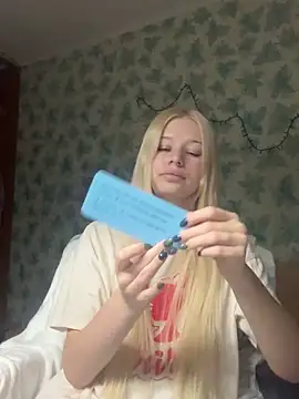 Barbie Blondie online show from March 11, 4:01 pm