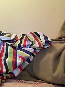    Hannah    online show from December 15, 12:38 am