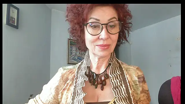 Kelly Flurr online show from February 7, 12:24 pm