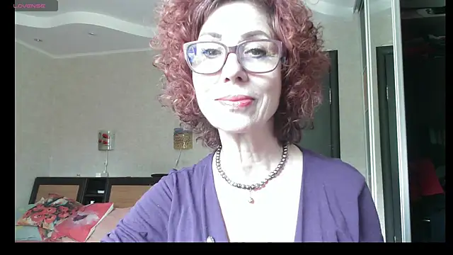 Kelly Flurr online show from June 26, 11:27 am