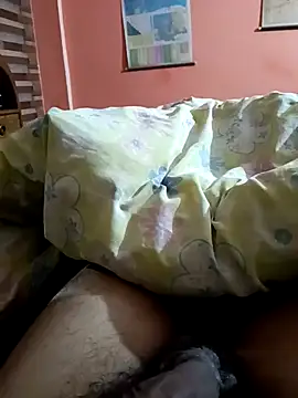 happy - online show from November 30, 3:35 pm