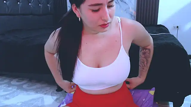 NoaLeon21 online show from February 17, 7:00 pm