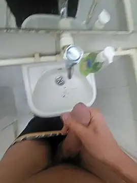 Snapshot of volkan108 chatting on November 29, 12:11 am volkan108 online show from November 29, 12:11 am