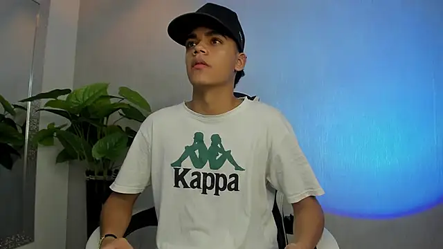 Isaac Collins  online show from December 3, 7:35 pm