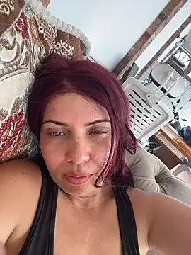 Snapshot of IsaSantoDomingo chatting on January 5, 6:55 pm IsaSantoDomingo online show from January 5, 6:55 pm