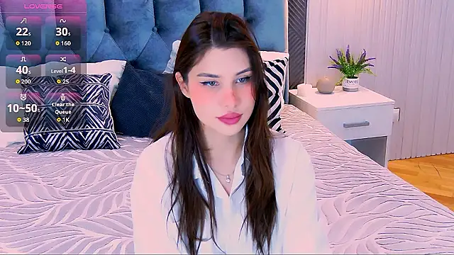 Danielle Eddwards online show from February 26, 5:13 pm