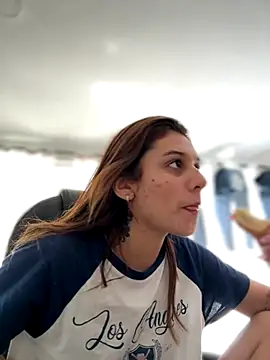 Snapshot of allisonn_parker26 chatting on November 27, 5:24 pm allisonn parker26 online show from November 27, 5:24 pm