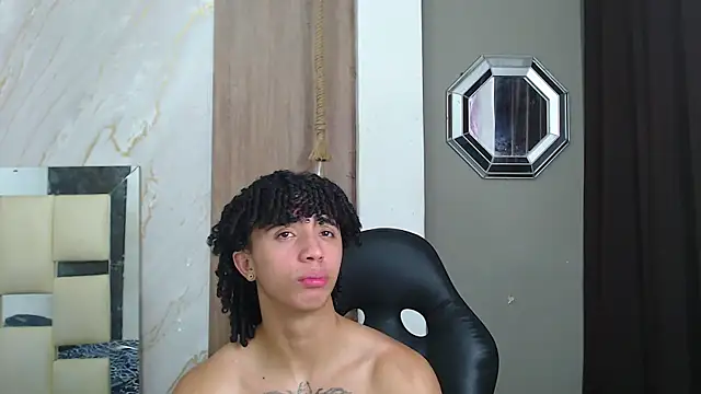 kim curlyy online show from May 24, 5:13 pm