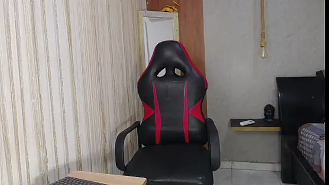 kim curlyy online show from March 11, 1:27 pm