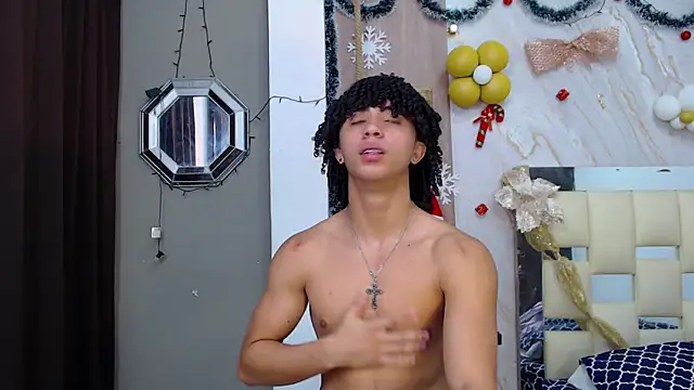 kim curlyy online show from December 20, 4:32 pm