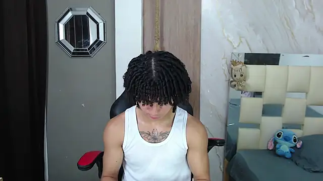 kim curlyy online show from May 6, 1:04 pm