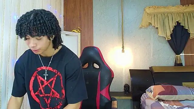 kim curlyy online show from March 8, 2:09 pm