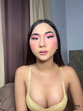 Diannellove online show from April 2, 3:51 pm