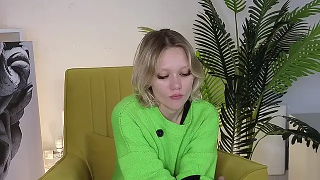 Snapshot of AnikaSlader chatting on November 27, 4:07 pm AnikaSlader online show from November 27, 4:07 pm