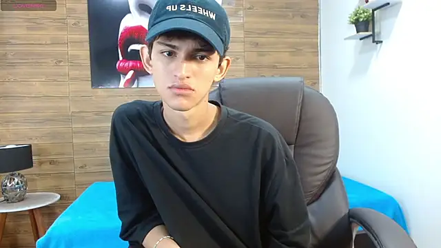 Michaelkoiv online show from November 29, 12:27 pm