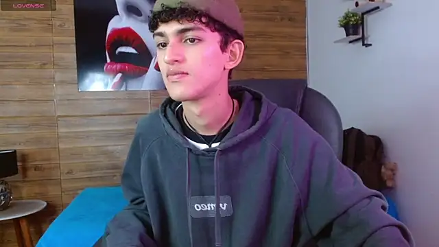 Michaelkoiv online show from November 27, 12:16 pm