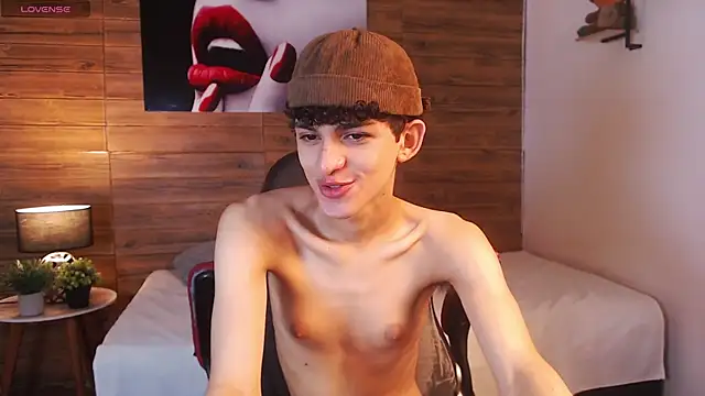 Michaelkoiv online show from April 4, 12:34 pm