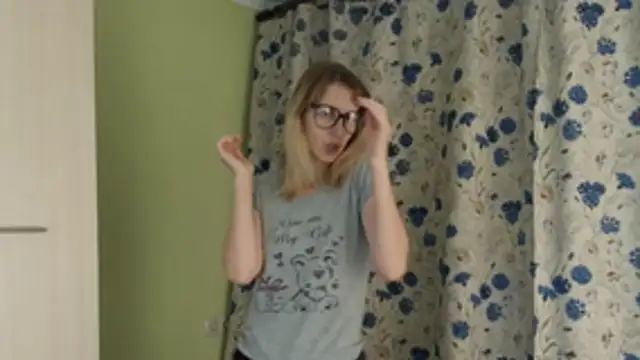 doufeellove online show from December 2, 6:20 pm