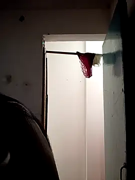 Snapshot of Im_Kloe chatting on February 6, 4:14 pm Im Kloe online show from February 6, 4:14 pm