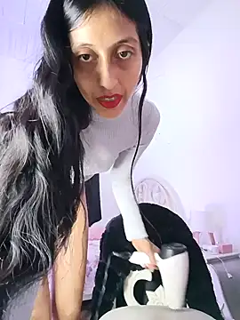 Im Kloe online show from April 10, 9:33 pm