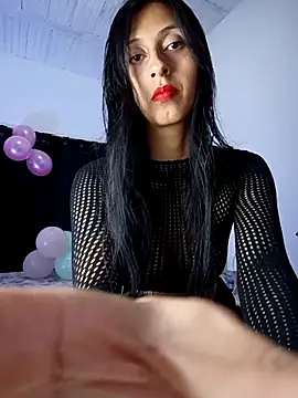 Im Kloe online show from April 7, 10:11 pm