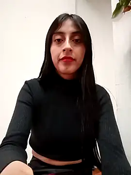 Im Kloe online show from December 15, 8:03 pm