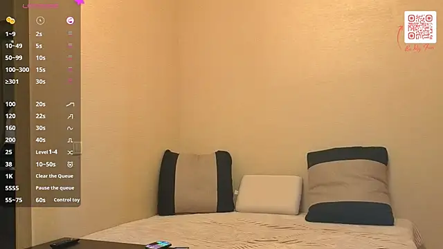 AlexaLurexx online show from March 10, 2:10 pm