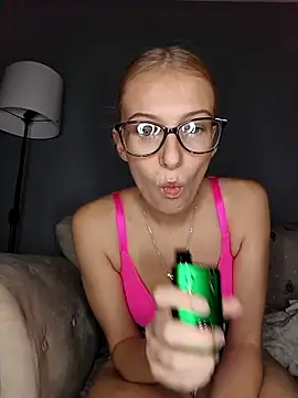 Stargirl247 online show from November 29, 12:55 am