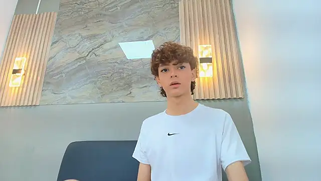 CRISS ALLEN1 online show from February 10, 12:48 pm