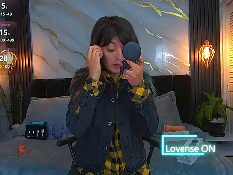 Dark Dominika online show from March 29, 2:30 pm