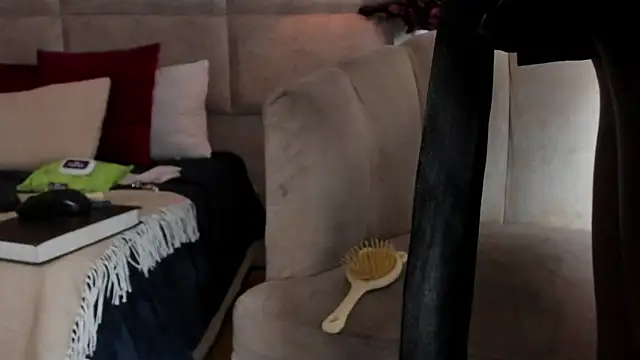 GenesisJordan online show from April 9, 9:54 pm