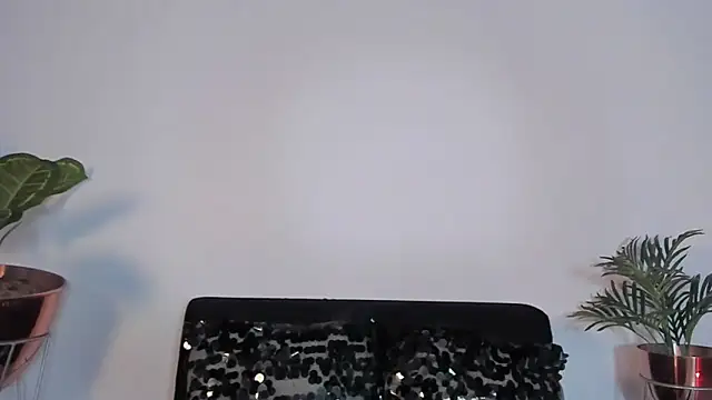 GenesisJordan online show from June 18, 9:31 pm