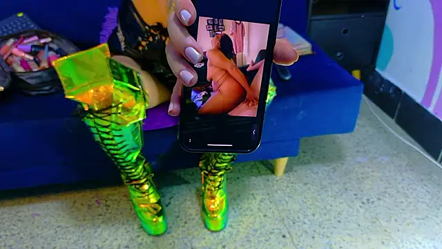 AriesVelvet online show from March 27, 3:48 am