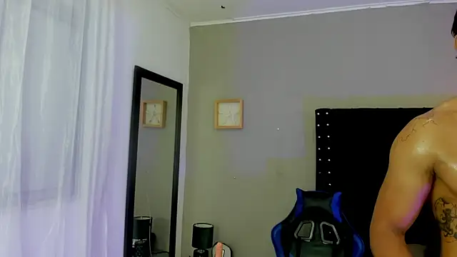 Bryan robayo5 online show from January 8, 11:16 am