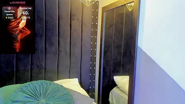 Bryan robayo5 online show from March 2, 11:17 am