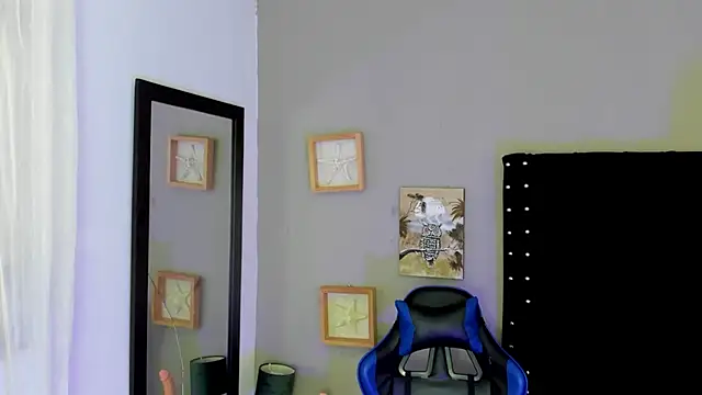 Bryan robayo5 online show from March 8, 5:05 pm