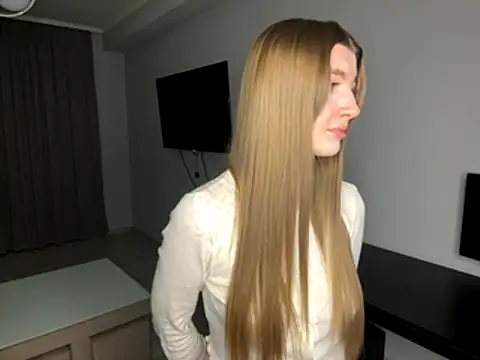 Michell Rosse online show from November 29, 7:36 pm