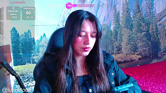 luanablood online show from December 21, 6:53 pm