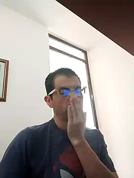 Fuegosutil online show from January 8, 4:35 pm