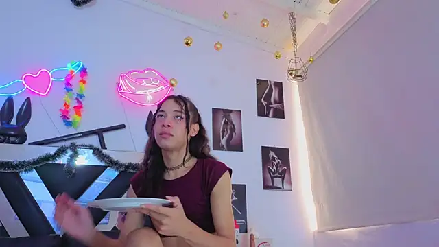 Snapshot of karla_slut_dirty chatting on July 11, 12:05 pm karla slut dirty online show from July 11, 12:05 pm