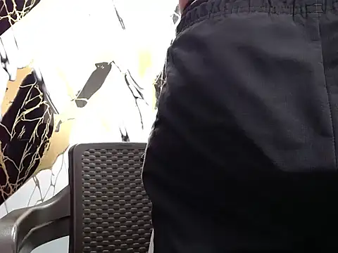 simonm667 online show from January 14, 8:23 pm