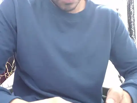 simonm667 online show from April 14, 8:47 pm