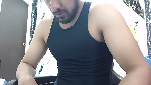 simonm667 online show from June 27, 8:04 pm