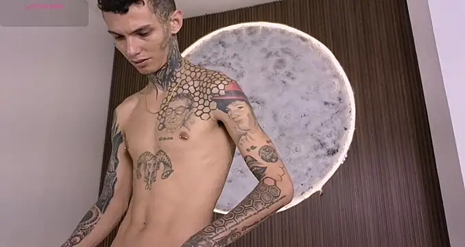 Paulo 527 online show from April 12, 3:54 am