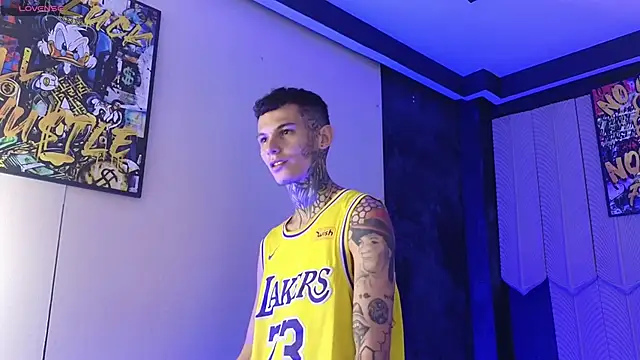 Paulo 527 online show from February 23, 8:42 pm