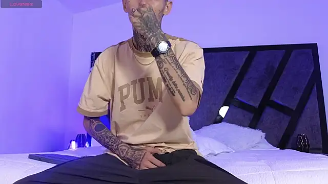 Paulo 527 online show from April 9, 4:47 am