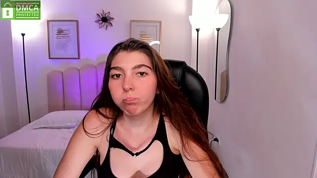 valeryn darter online show from December 3, 8:52 pm