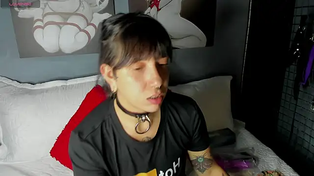 nora temptress online show from March 29, 3:13 pm