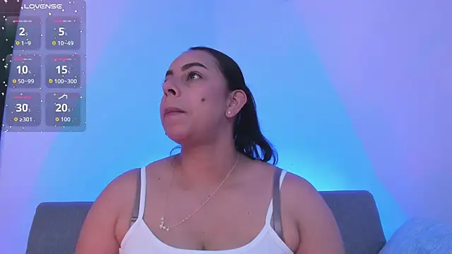 jimena chic1 online show from May 13, 6:26 pm